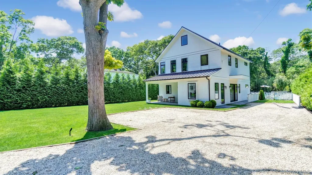 37 Wakeman Road Hampton Bays NY 11946