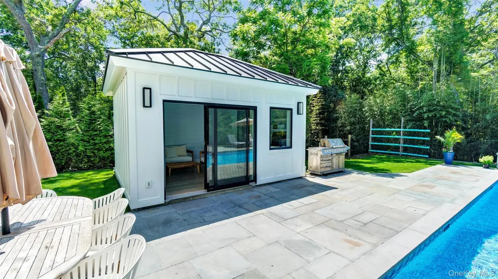 37 Wakeman Road Hampton Bays NY 11946