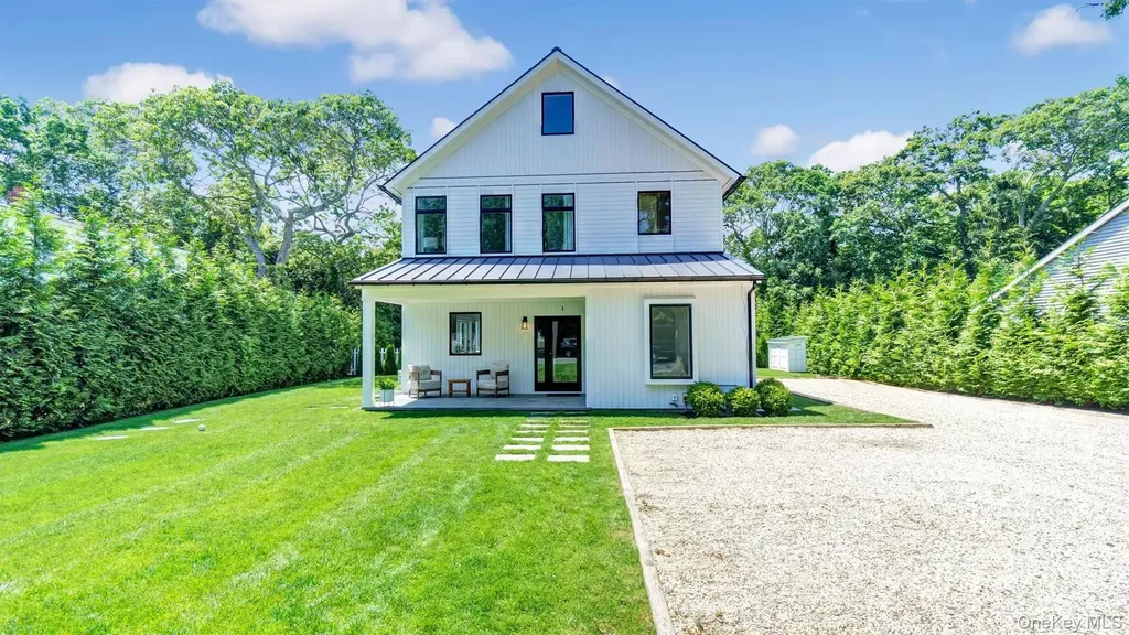 37 Wakeman Road Hampton Bays NY 11946
