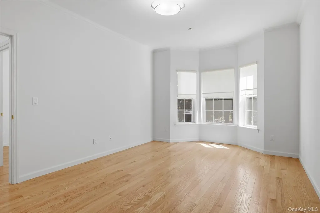 106 Spring Drive East Meadow NY 11554