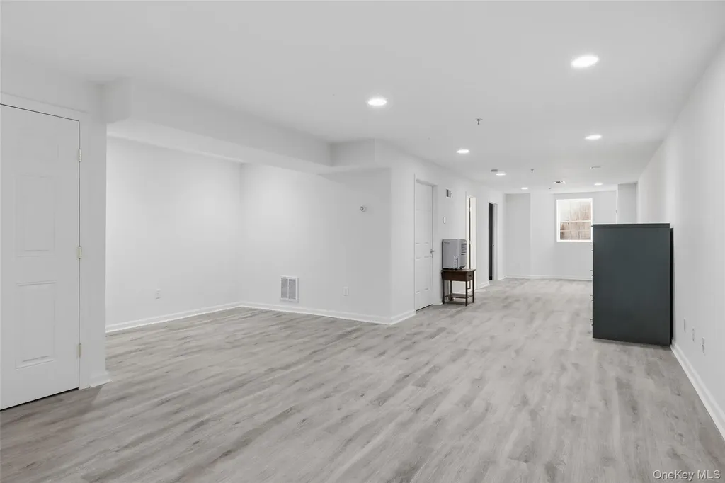 106 Spring Drive East Meadow NY 11554