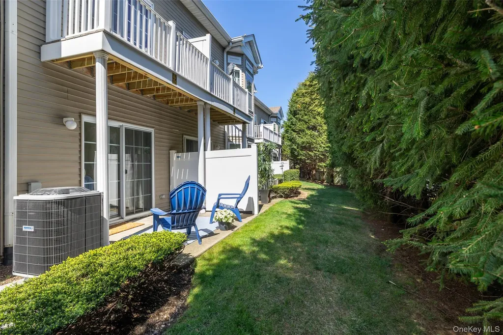 106 Spring Drive East Meadow NY 11554