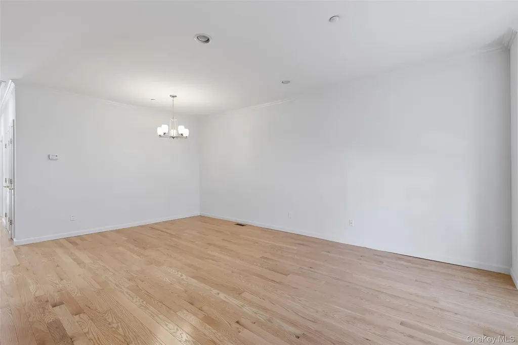 106 Spring Drive East Meadow NY 11554