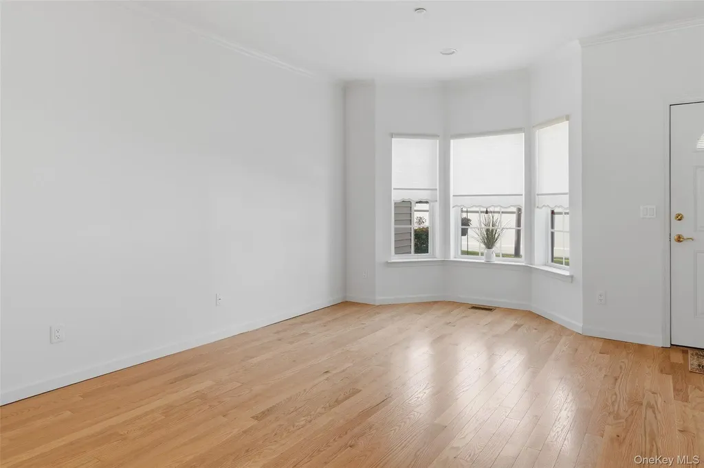 106 Spring Drive East Meadow NY 11554