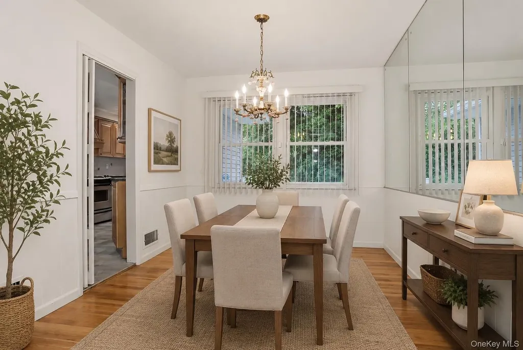 24 Bradford Avenue Harrison NY 10528