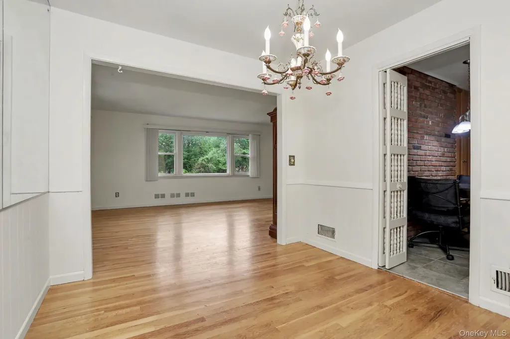 24 Bradford Avenue Harrison NY 10528