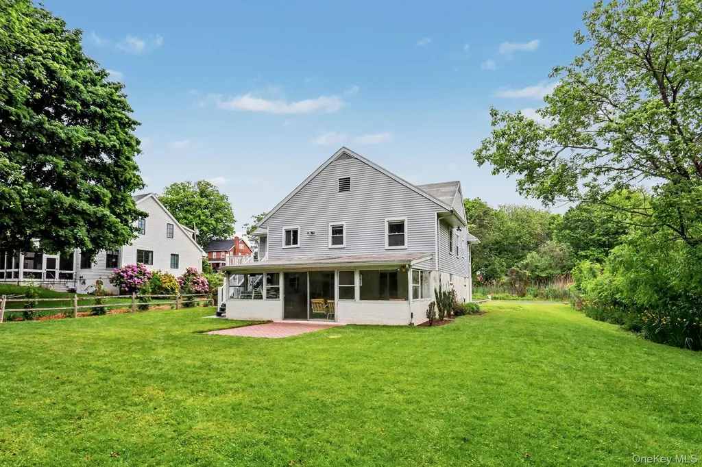 24 Bradford Avenue Harrison NY 10528