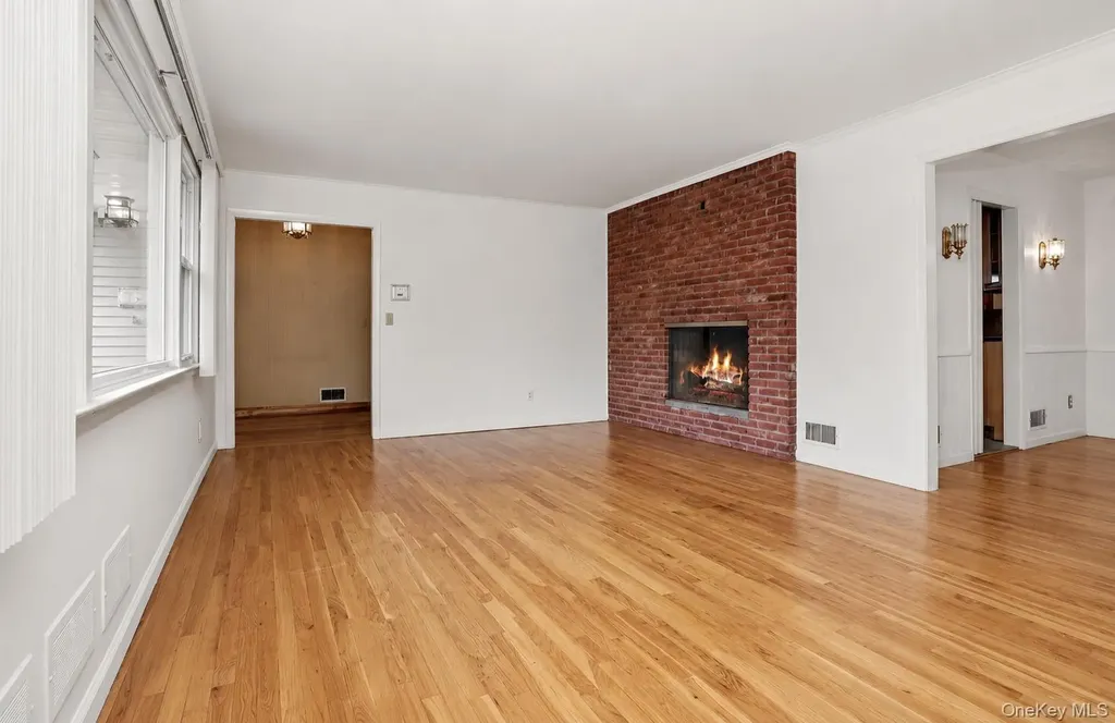 24 Bradford Avenue Harrison NY 10528