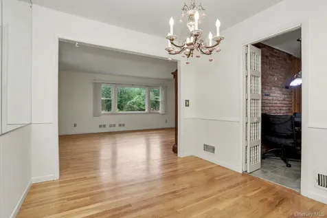 24 Bradford Avenue Harrison NY 10528