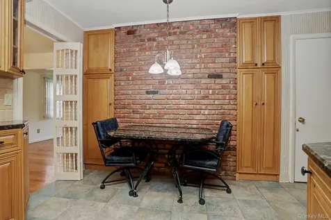 24 Bradford Avenue Harrison NY 10528