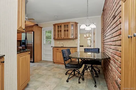 24 Bradford Avenue Harrison NY 10528