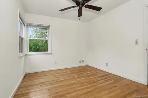 24 Bradford Avenue Harrison NY 10528