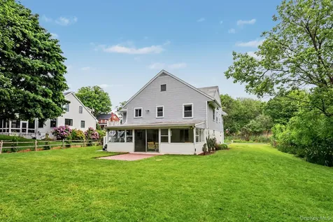 24 Bradford Avenue Harrison NY 10528