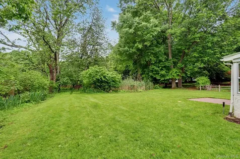 24 Bradford Avenue Harrison NY 10528