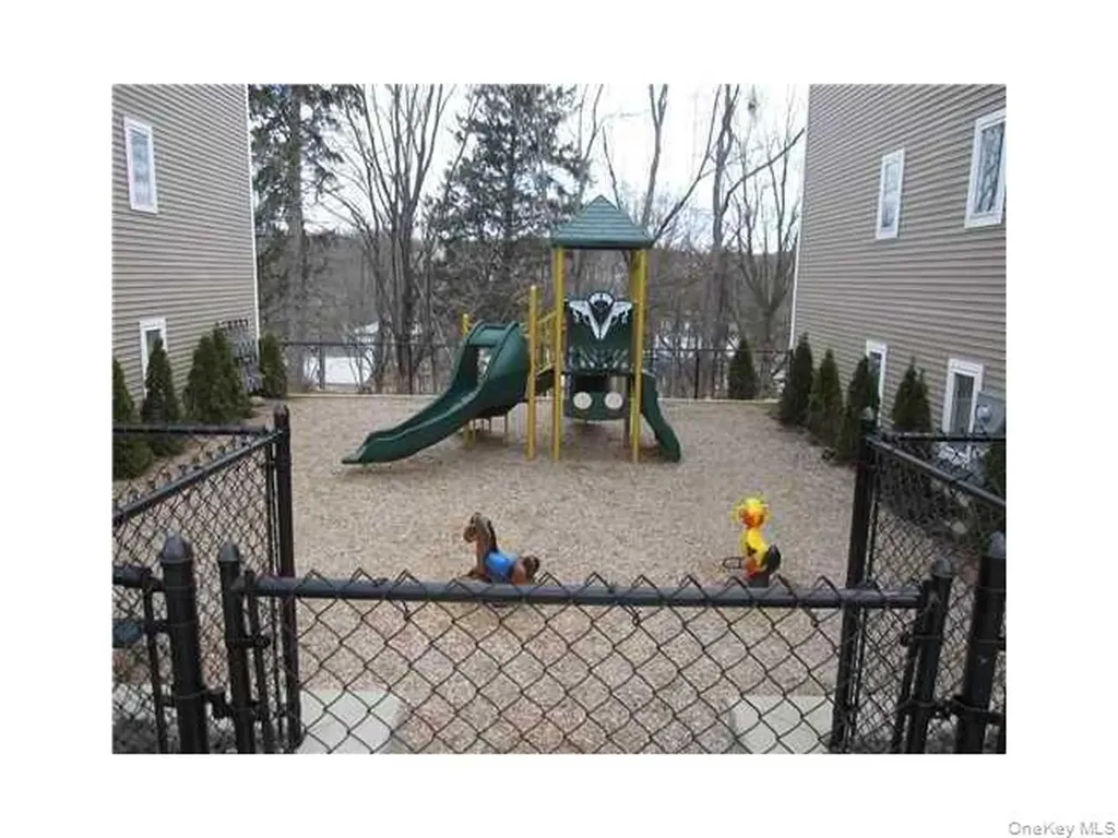 202 Tondo Circle Harriman NY 10926