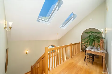 1 Ridge Court Carmel NY 10512