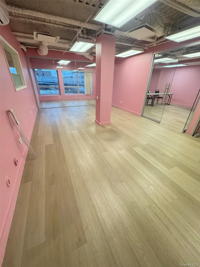 13510 35th Avenue Flushing NY 11354