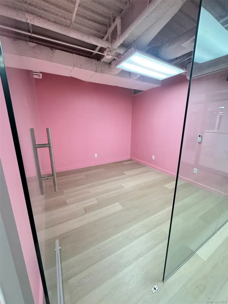 13510 35th Avenue Flushing NY 11354