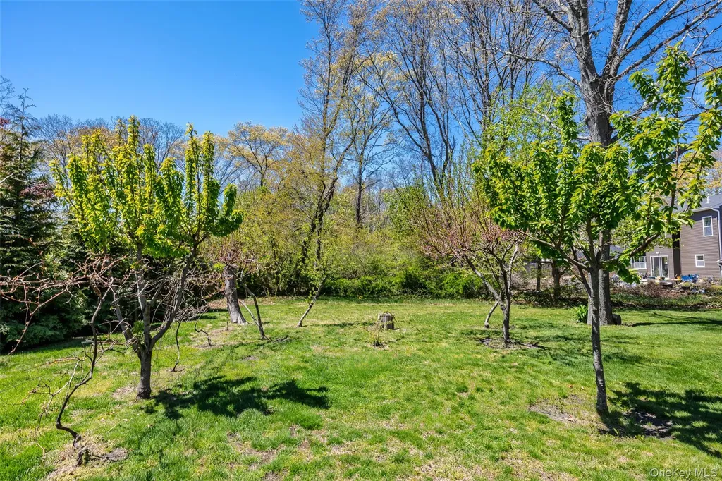 405 Puritan Drive Yaphank NY 11967
