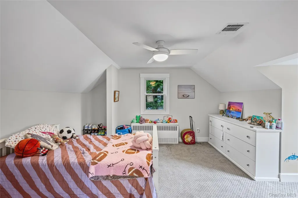 25 E Shore Drive Massapequa NY 11758