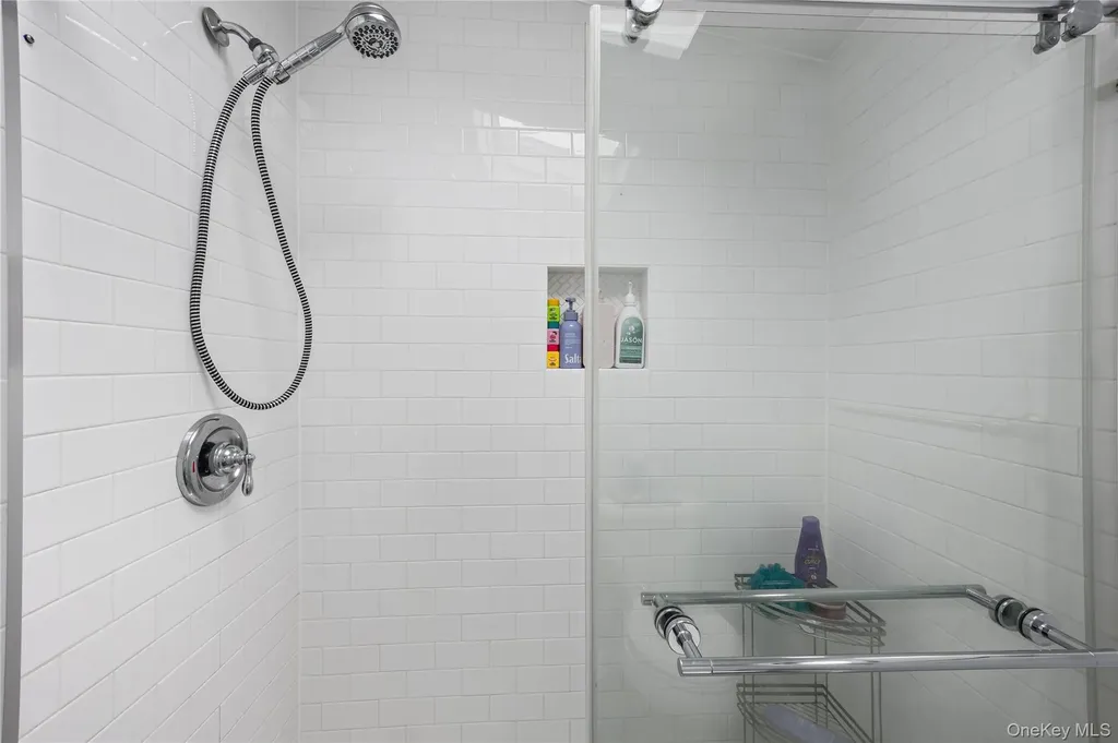 25 E Shore Drive Massapequa NY 11758