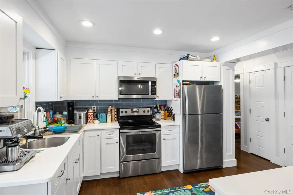 25 E Shore Drive Massapequa NY 11758