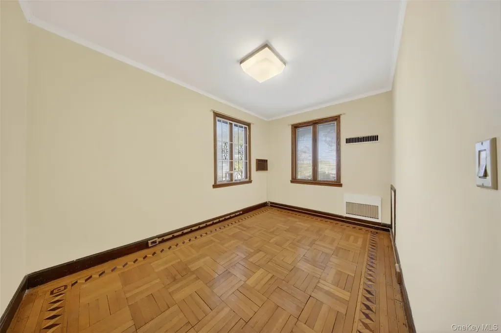29-34 146th Street Flushing NY 11354