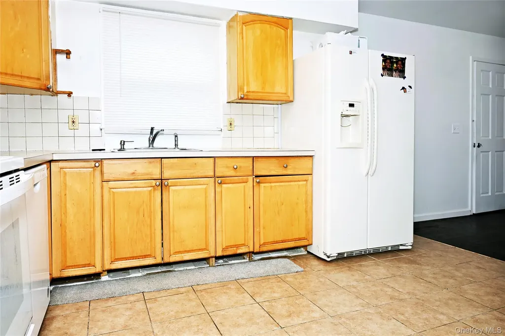 40 Hawkins Road Centereach NY 11720