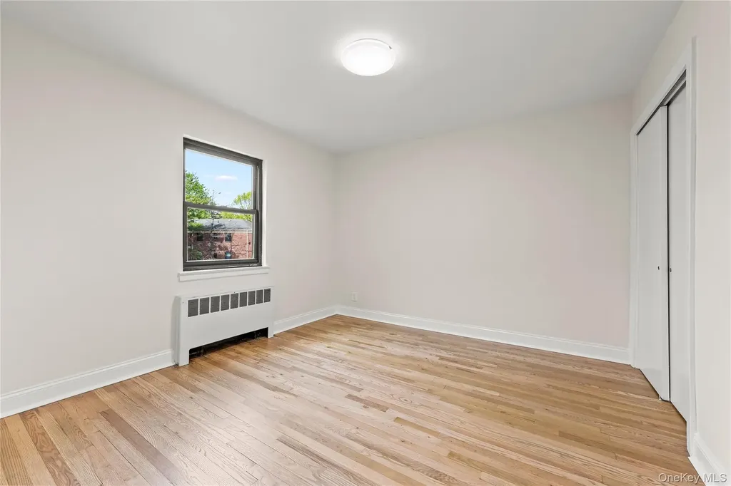 74-16 220 Street Bayside NY 11364
