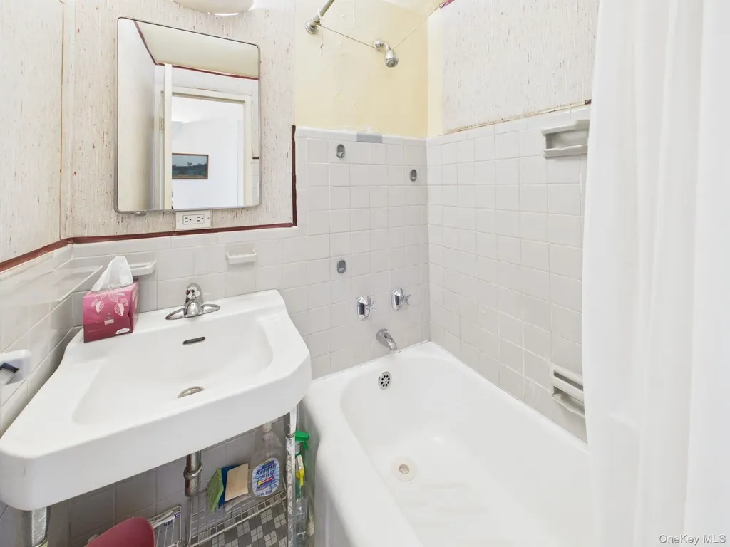 2 Fordham Hill Oval Unit Bronx NY 10468