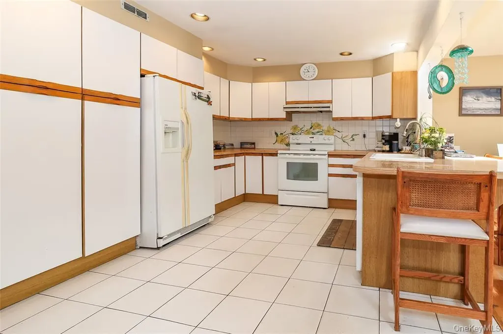 199 Hanson Lane New Rochelle NY 10804