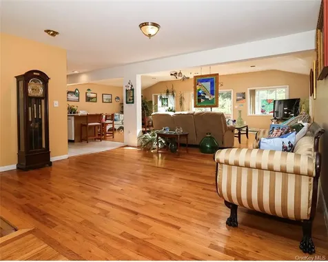 199 Hanson Lane New Rochelle NY 10804