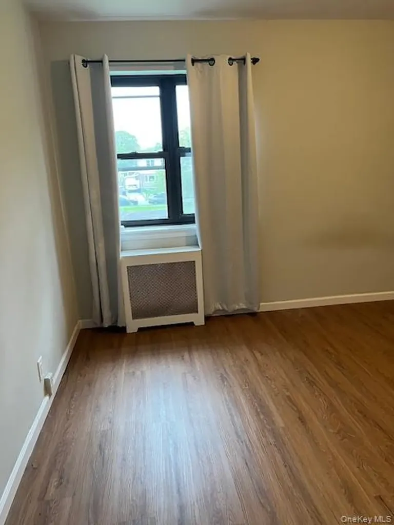 46-31 215th Place Bayside NY 11361