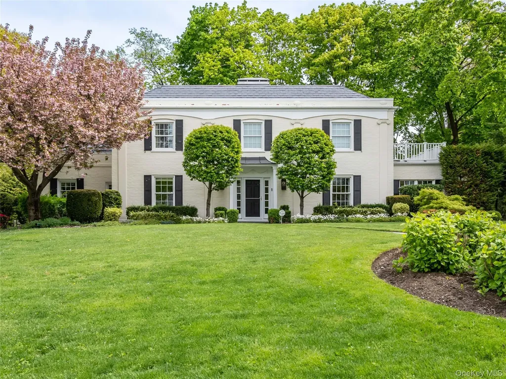 140 Remington Road Manhasset NY 11030