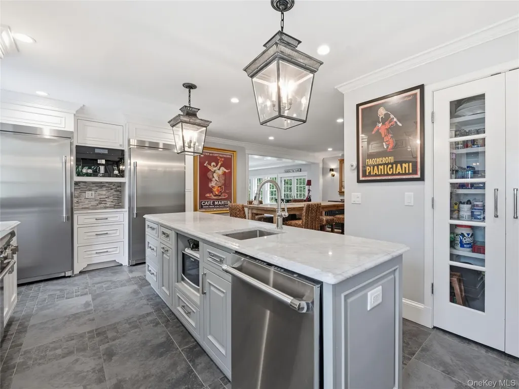 140 Remington Road Manhasset NY 11030
