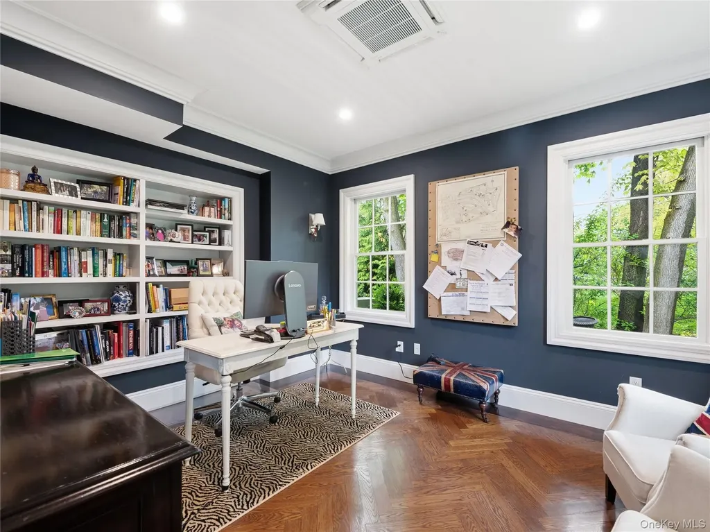 140 Remington Road Manhasset NY 11030