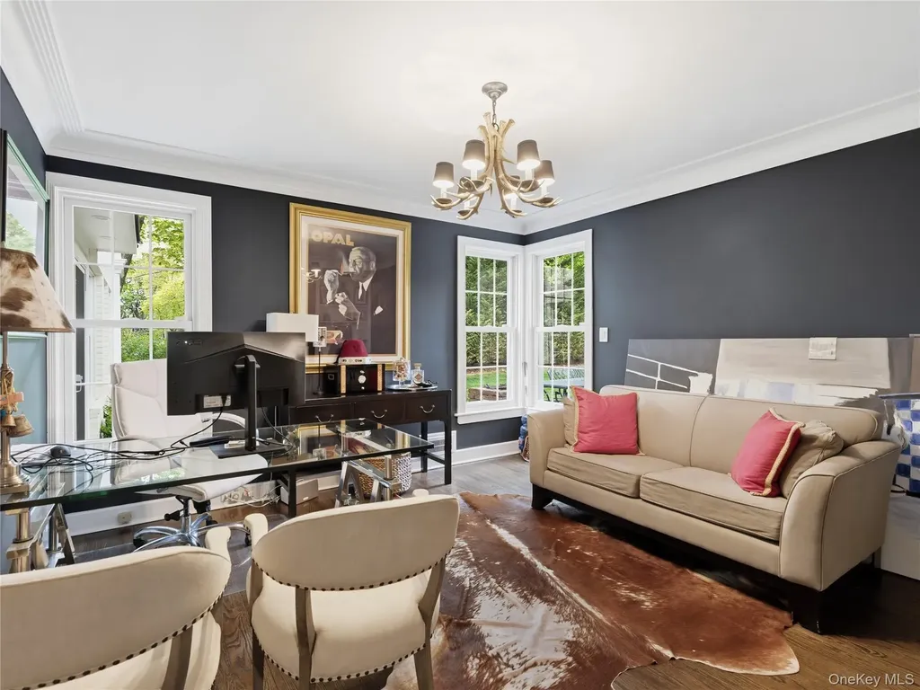 140 Remington Road Manhasset NY 11030