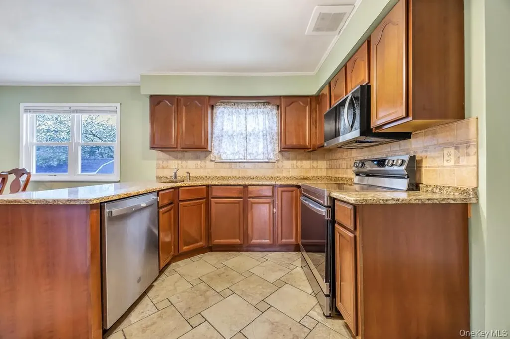 25 Gould Road Centereach NY 11720