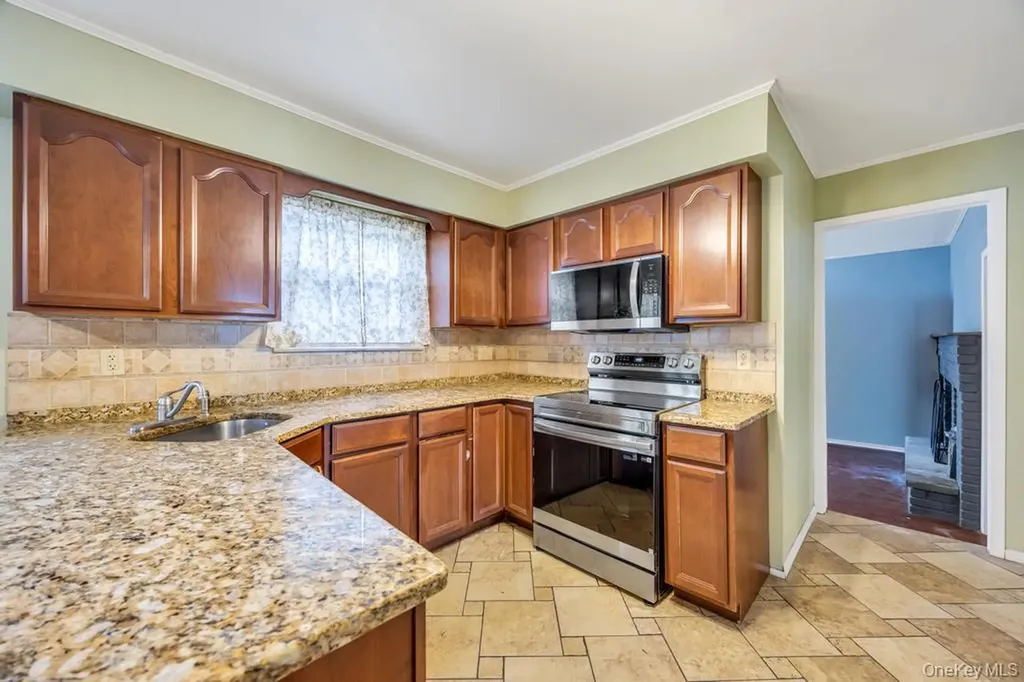 25 Gould Road Centereach NY 11720