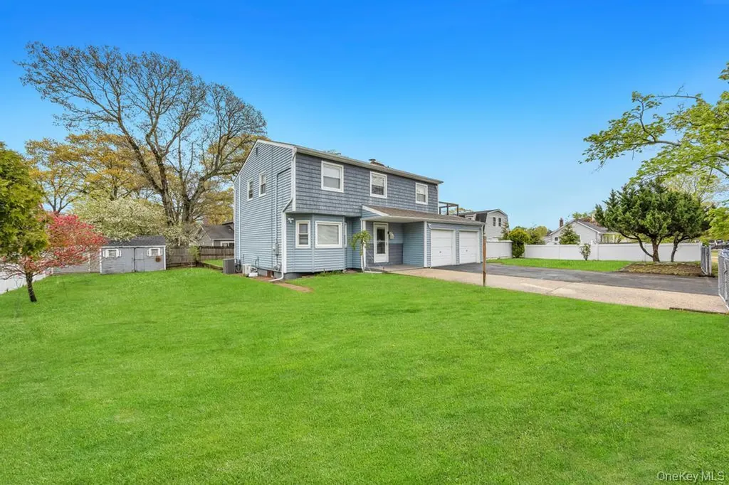 25 Gould Road Centereach NY 11720