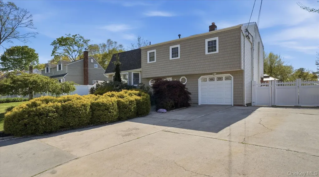 20 Camp Drive Selden NY 11784