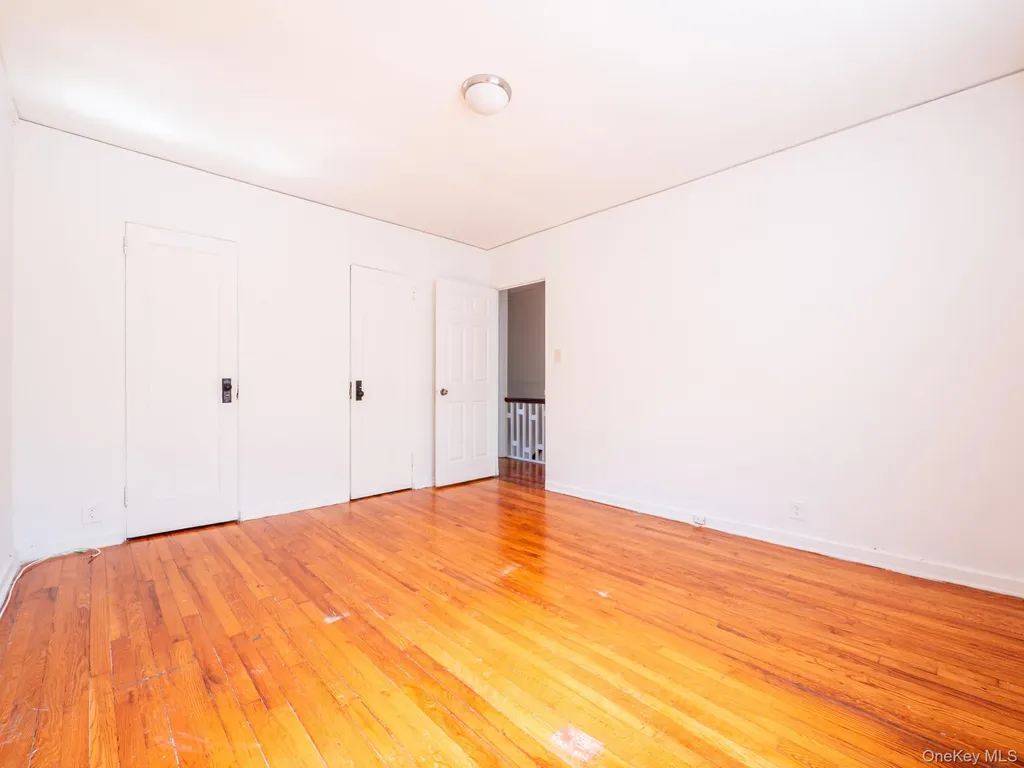 5244 79th Street Elmhurst NY 11373