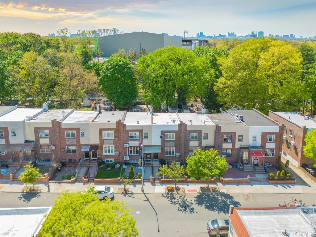 5244 79th Street Elmhurst NY 11373