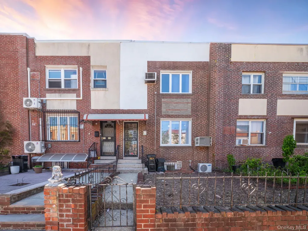5244 79th Street Elmhurst NY 11373