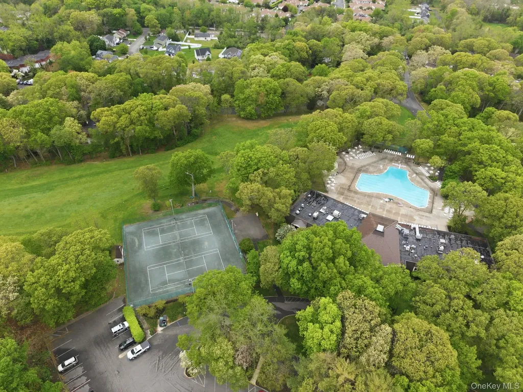 938 Skyline Drive Coram NY 11727