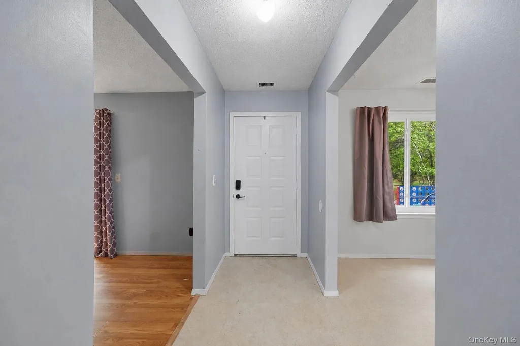 938 Skyline Drive Coram NY 11727