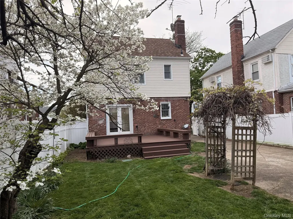 6921 182nd Street Fresh Meadows NY 11365