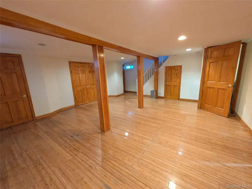 6921 182nd Street Fresh Meadows NY 11365