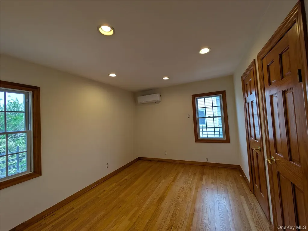 6921 182nd Street Fresh Meadows NY 11365