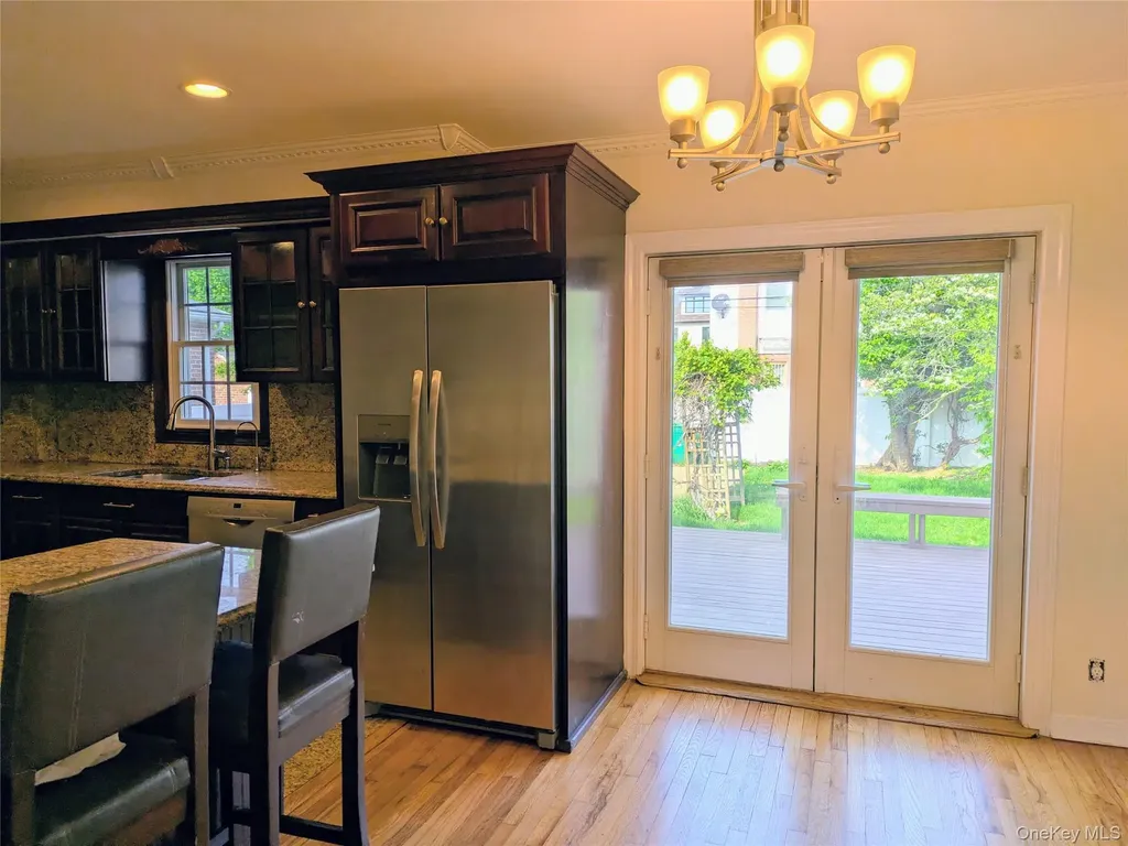 6921 182nd Street Fresh Meadows NY 11365